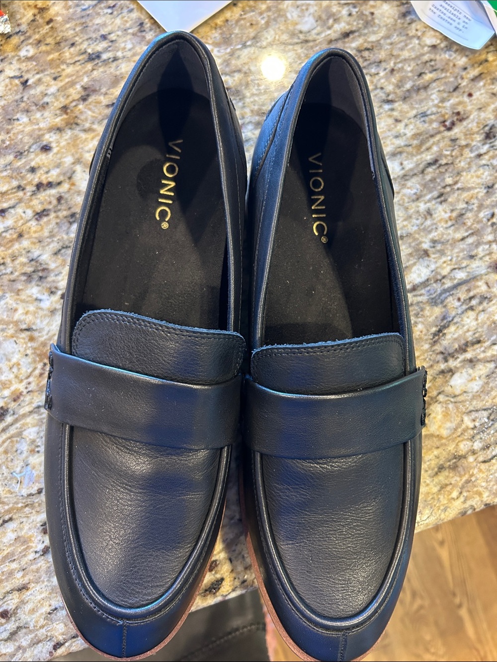 Vionic Womens New Black Leather Slip-On Penny Loafers